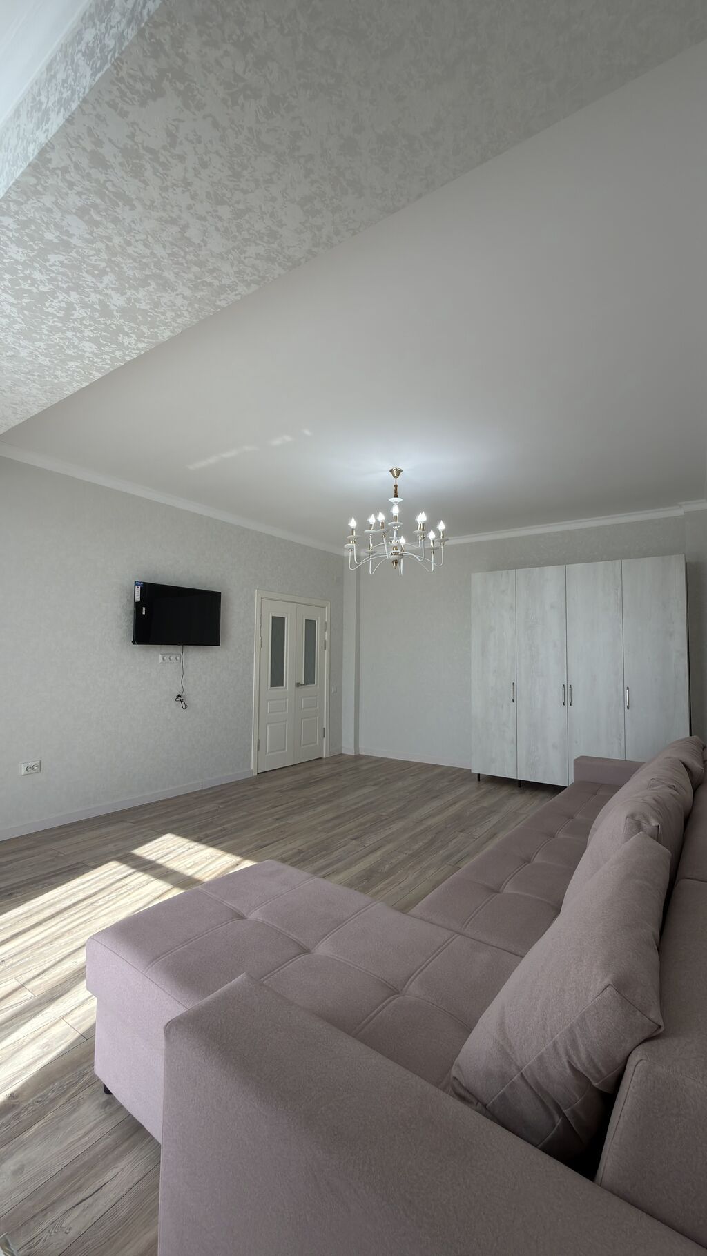 1 комната, 53 м², Ала-Арча ТРЦ Элитка, 6 этаж, Евроремонт: фото 2