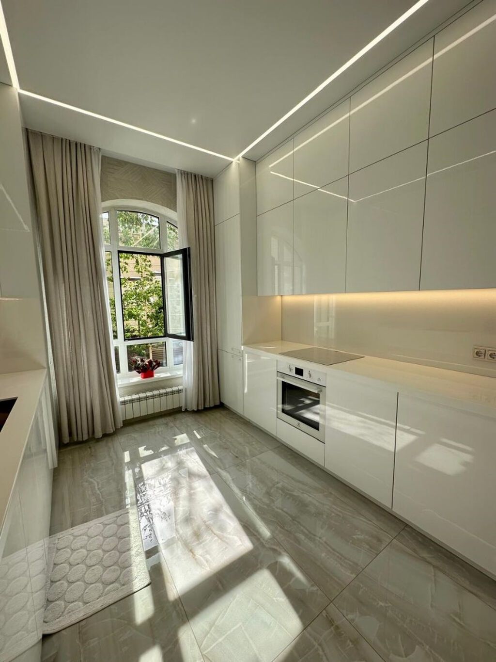 2 комнаты, 88 м², Ала-Арча ТРЦ Элитка, 1 этаж, Дизайнерский ремонт: фото 2