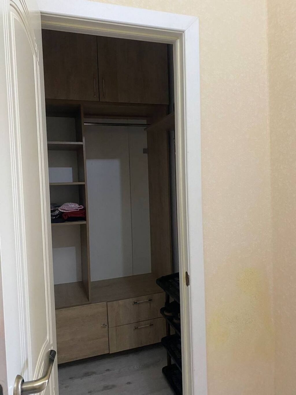 1 комната, Манаса/Боконбаева Агентство недвижимости, Можно с животными, от 1 месяца, от 3 месяцев, от 6 месяцев, С мебелью полностью