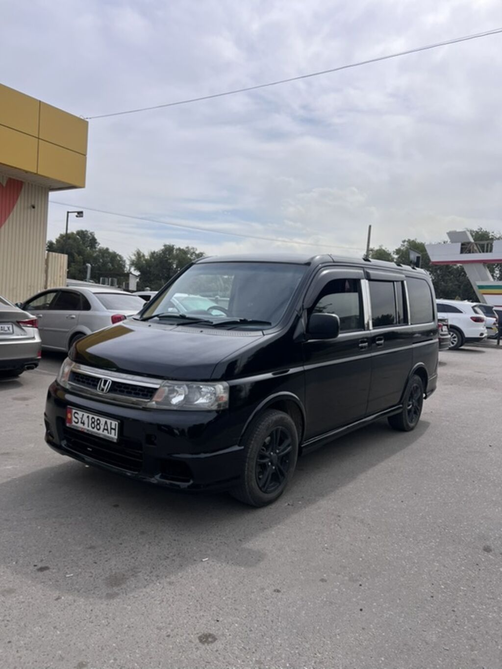 Honda Stepwgn: 2003 г., 2.4 л, Автомат, Газ, Минивэн: фото 2