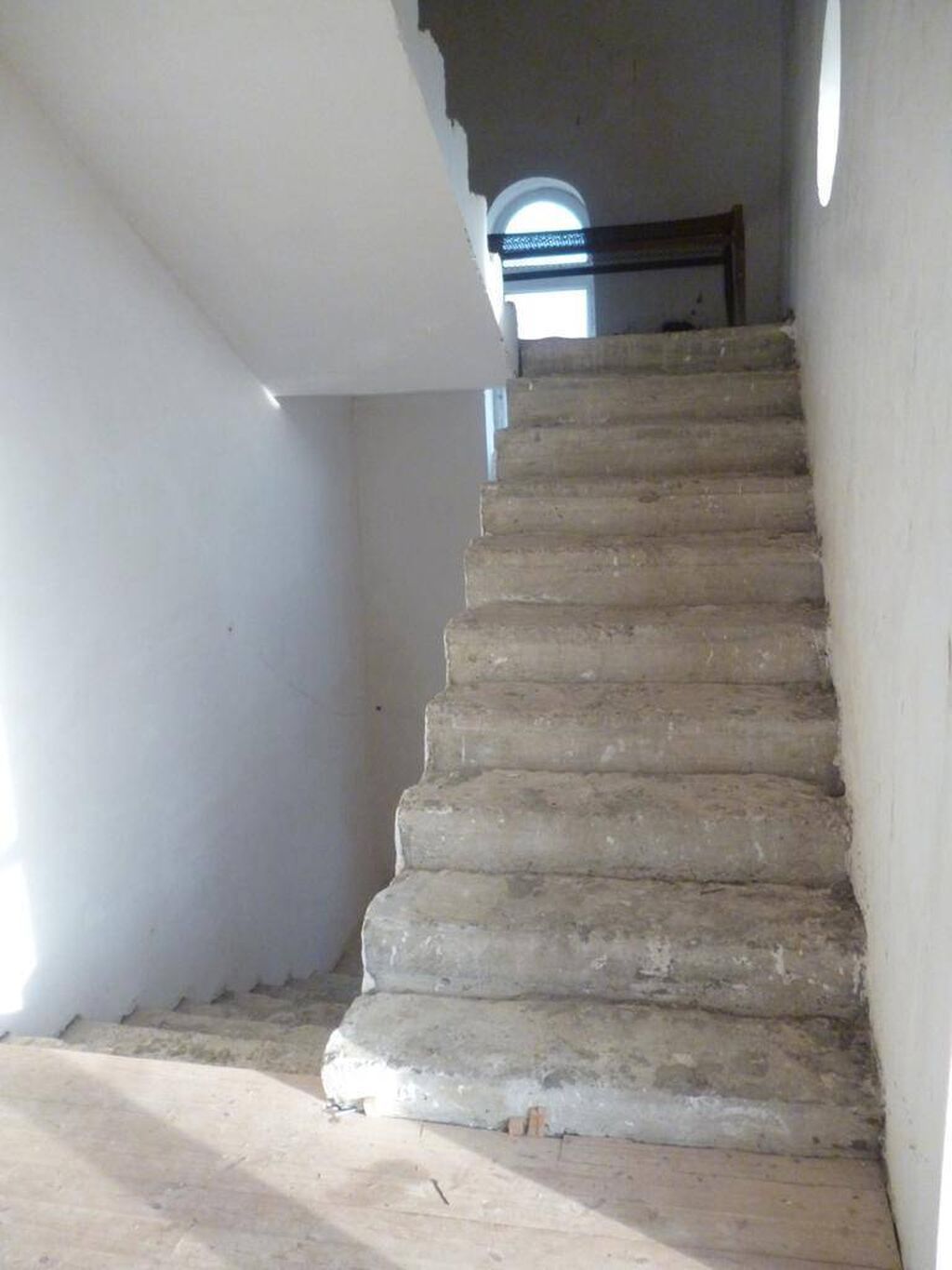 8 otaq, 184 kv. m, Kredit var, Yeni təmirli