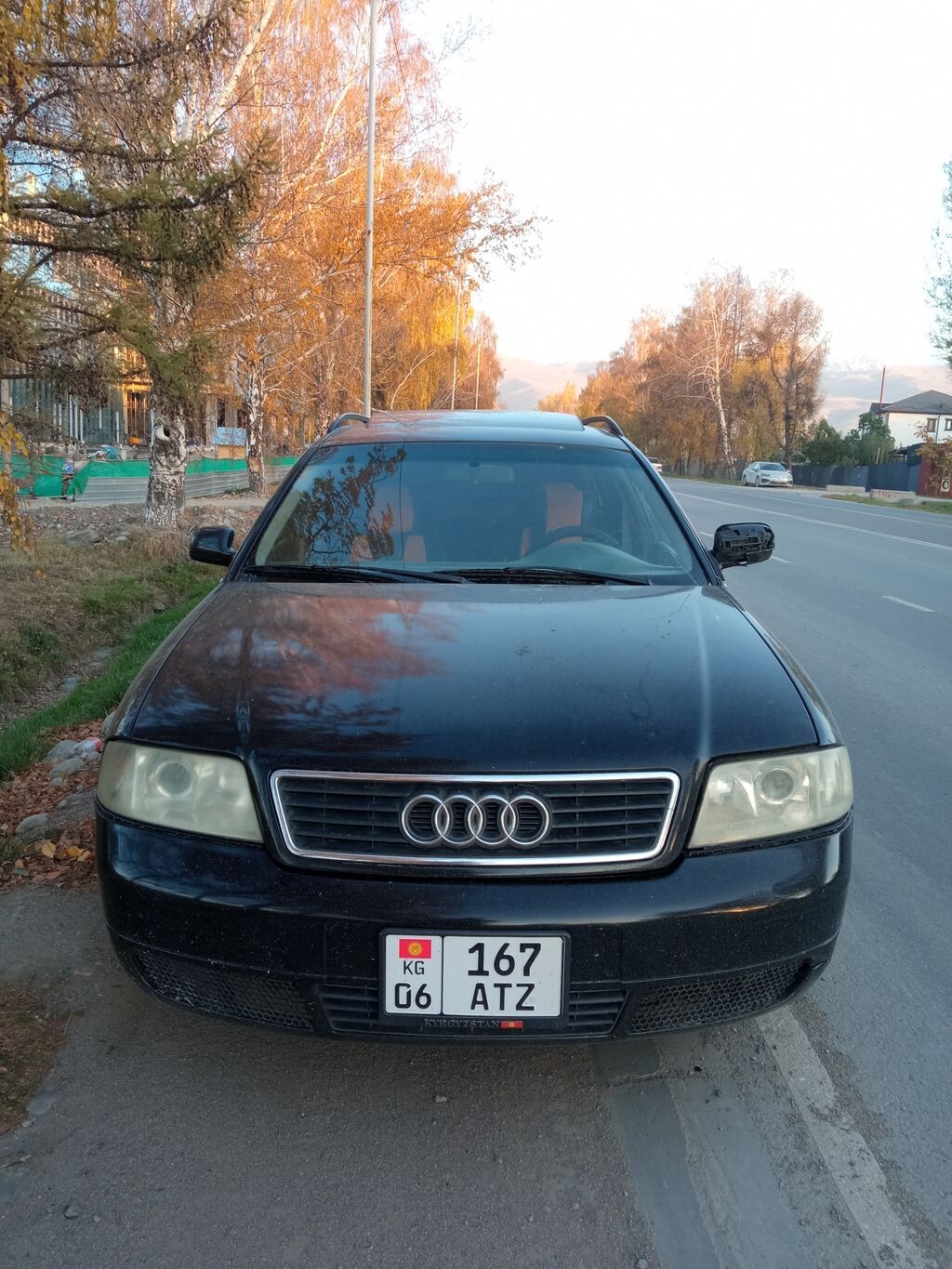 Audi A6: 2000 г., 2.4 л, Механика, Бензин, Универсал: фото 1