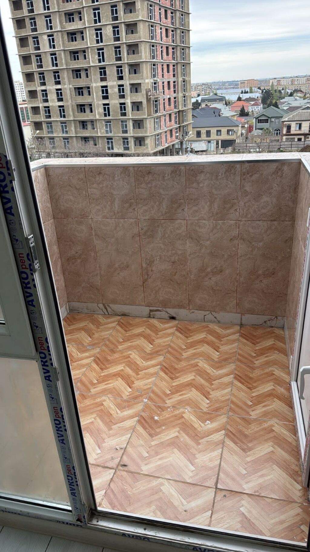Qaraçuxur qəs., 2 otaqlı, Yeni tikili, m. Neftçilər, 47 kv. m