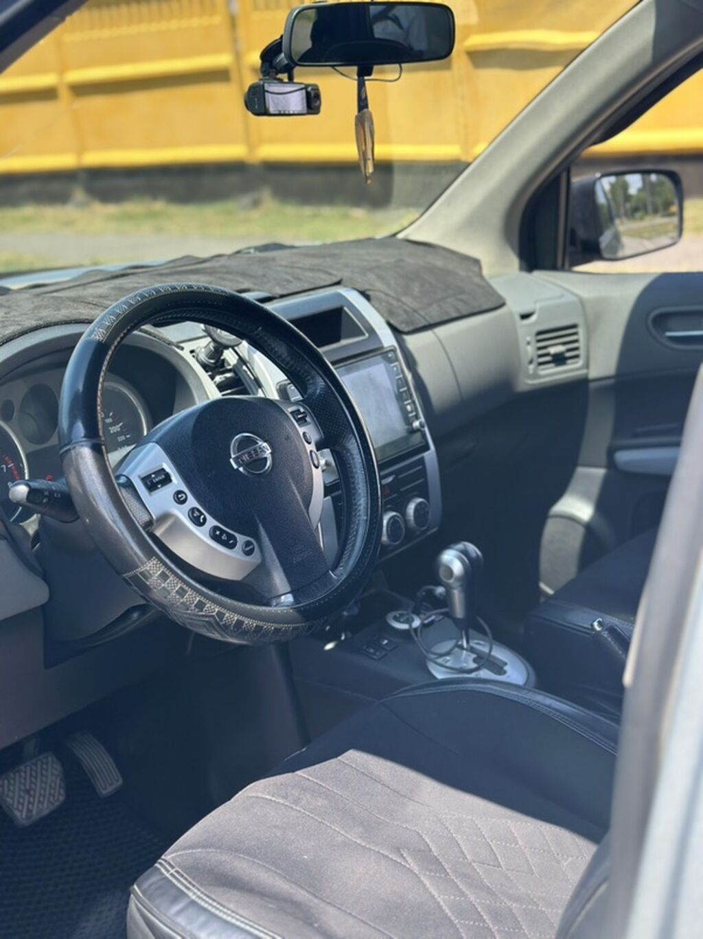 Nissan X-Trail: 2008 г., 2.5 л, Вариатор, Бензин, Кроссовер: фото 2