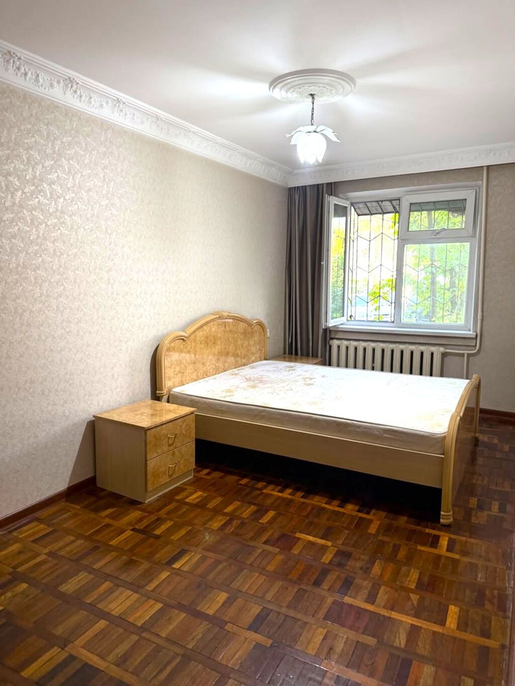 2 комнаты, 46 м², ул. Боконбаева / Гоголя 104 серия, 1 этаж, Старый ремонт: фото 3