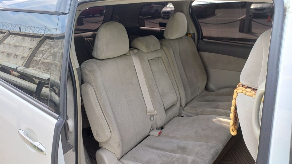 Toyota Estima: 2008 г., 3.5 л, Автомат, Бензин, Минивэн: фото 8