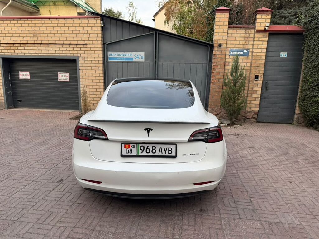 Tesla Model 3: 2021 г., Автомат, Электромобиль, Седан: фото 5