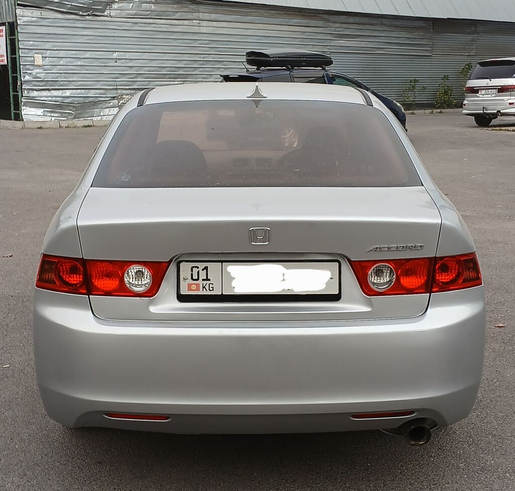 Honda Accord: 2003 г., 2 л, Автомат, Бензин, Седан: фото 4