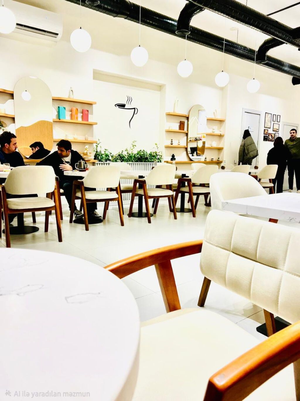 HAZIR İCARƏDƏ OLAN OBYEKT SATILIR Məkan: Neftçilər Meydanı restoranı