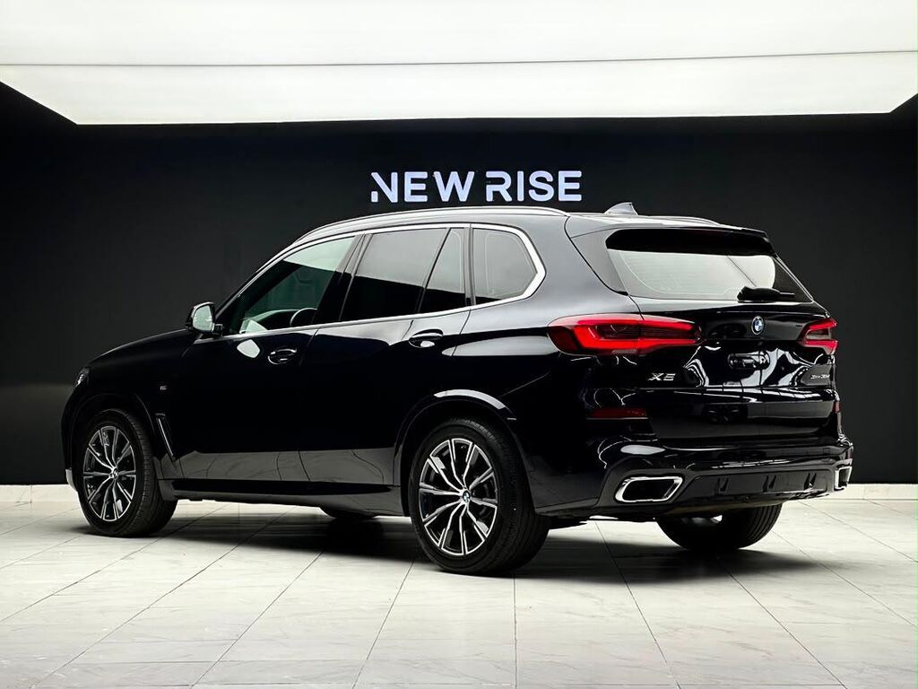 BMW X5: 2021 г., 3 л, Автомат, Дизель, Кроссовер: фото 4