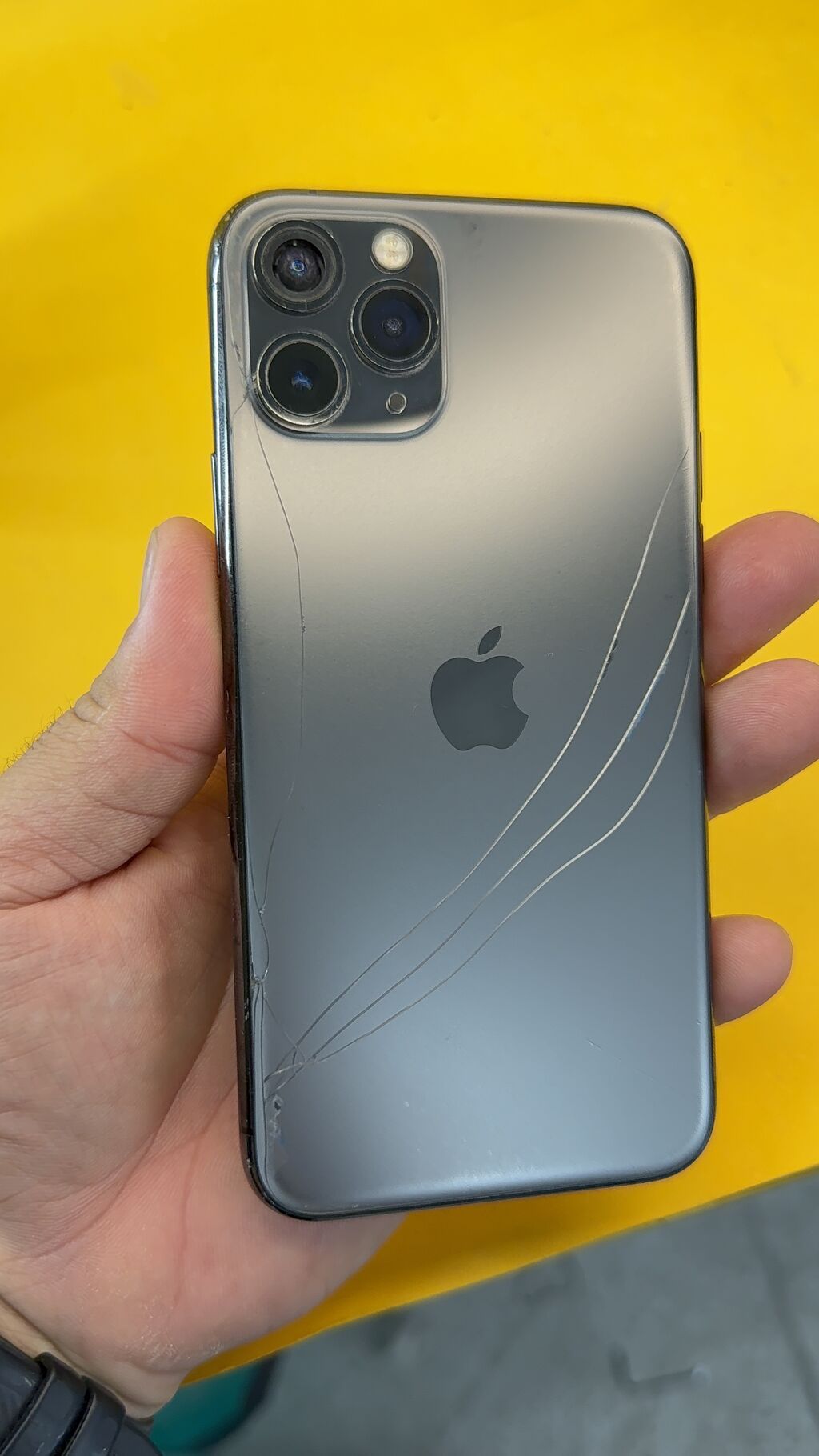 IPhone 11 Pro, Б/у, 256 ГБ, 93 %: фото 2