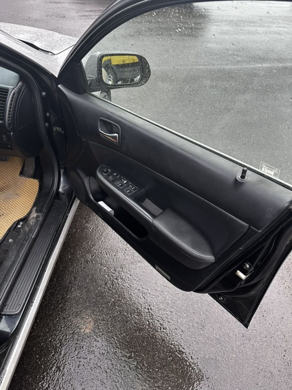 Honda Accord: 2003 г., 2 л, Автомат, Бензин, Седан: фото 6