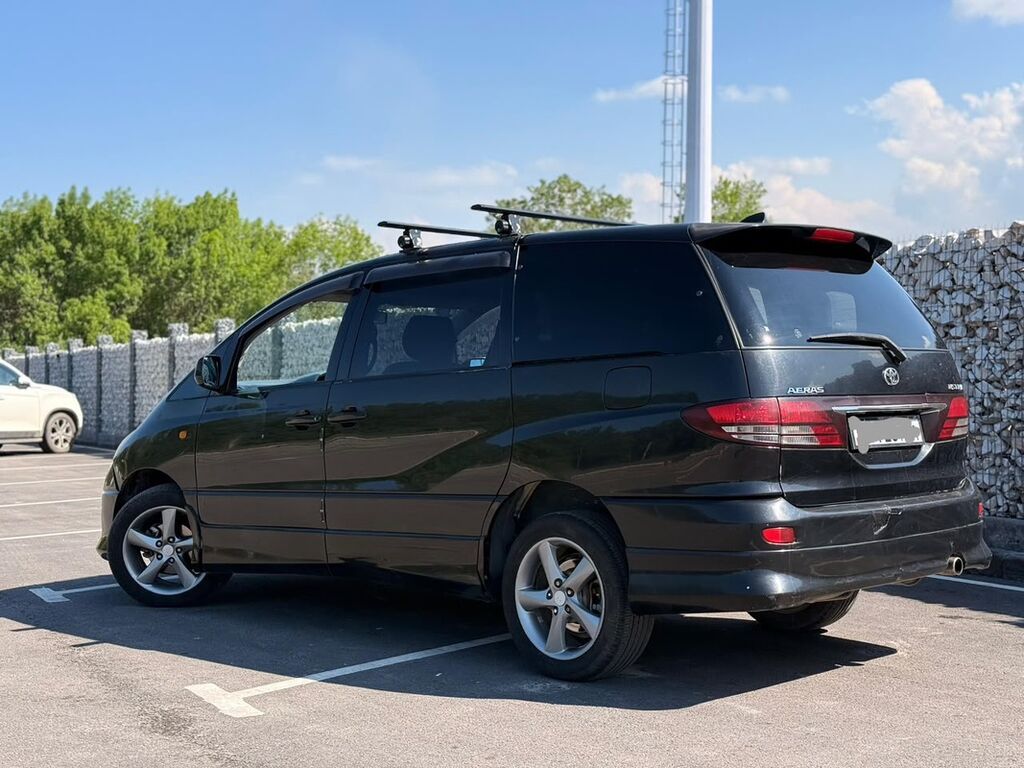 Toyota Estima: 2003 г., 2.4 л, Автомат, Газ, Минивэн: фото 3