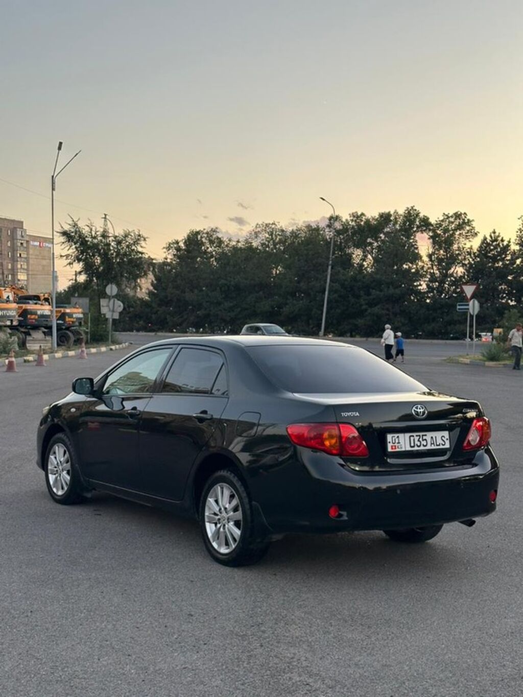 Toyota Corolla: 2007 г., 1.6 л, Робот, Бензин, Седан: фото 4