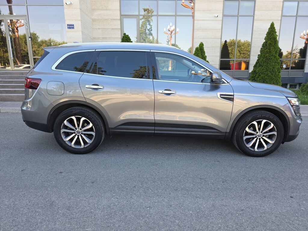 Renault : 2021 г., 2 л, Вариатор, Газ, Кроссовер: фото 5