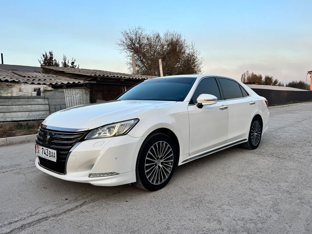 Toyota Crown: 2019 г., 2 л, Автомат, Бензин, Седан: фото 6