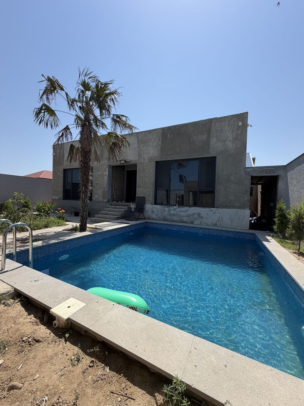 Sabunçu rayonu, Kürdəxanı qəsəbəsində 3 otaqlı həyət evi satışdadır. 📍