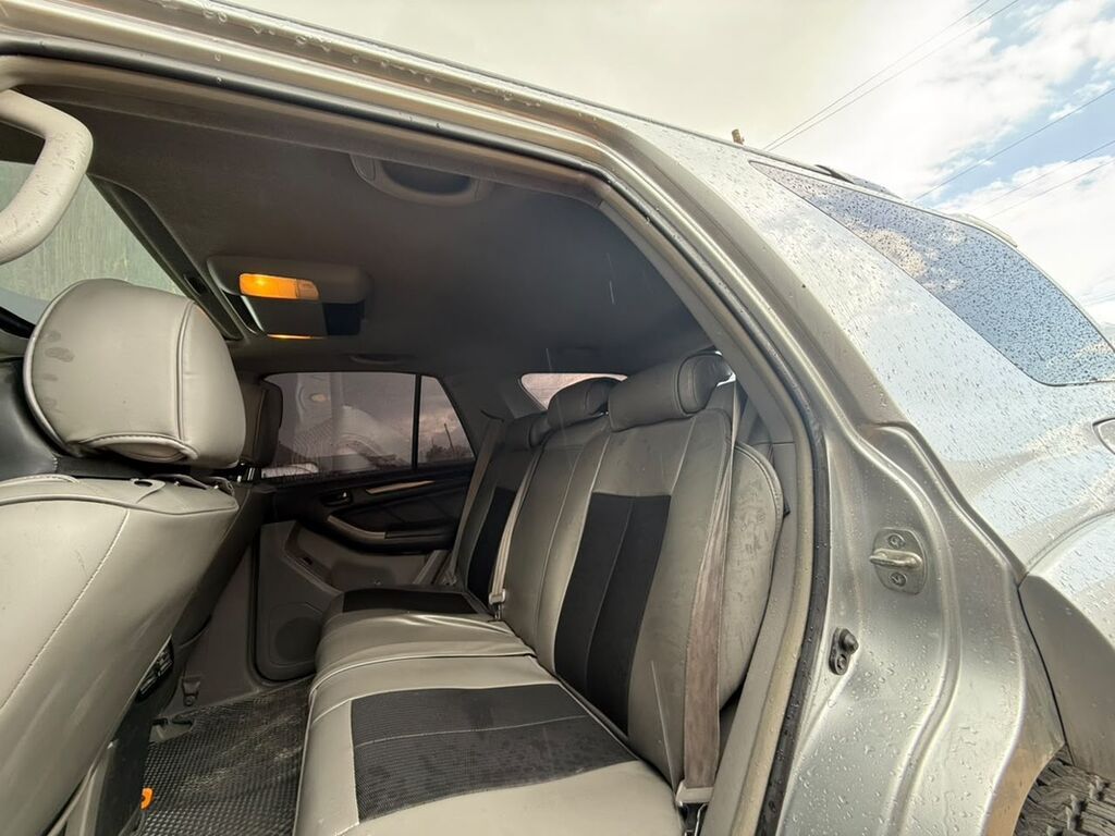 Toyota 4Runner: 2006 г., 4.7 л, Внедорожник: фото 8