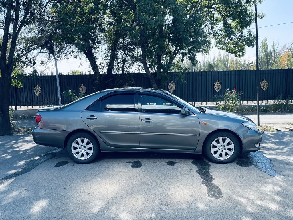 Toyota Camry: 2004 г., 3 л, Автомат, Бензин, Седан: фото 3