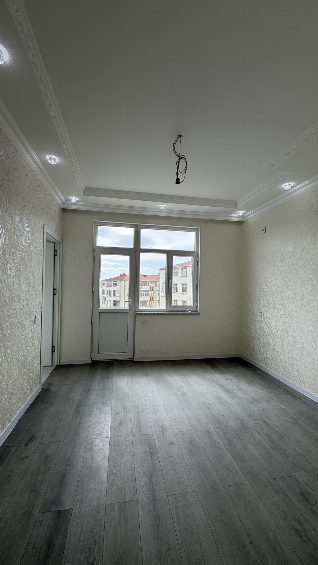 2 otaqlı, Yeni tikili, 44 kv. m