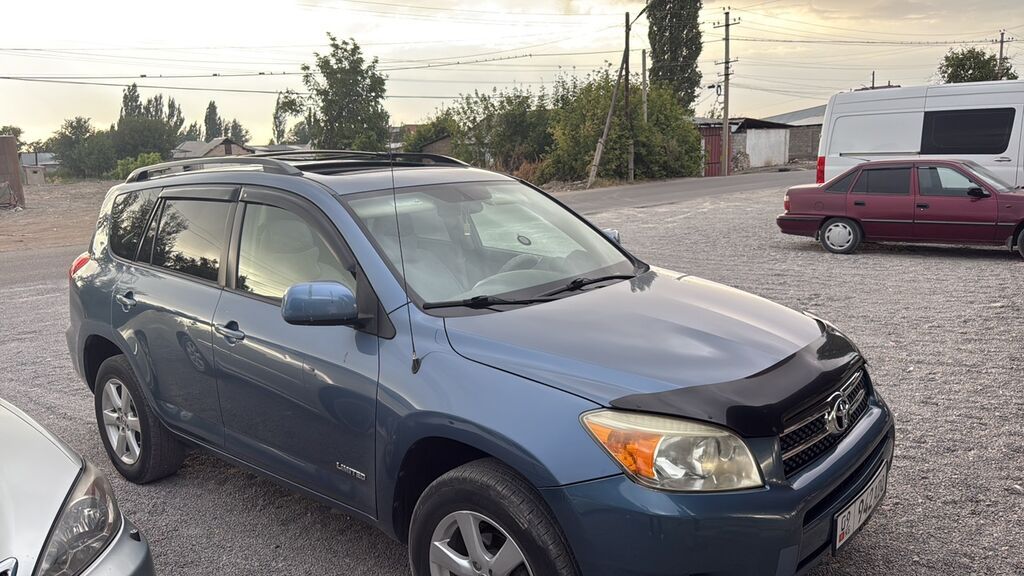 Toyota RAV4: 2008 г., 2.4 л, Бензин, Кроссовер: фото 3