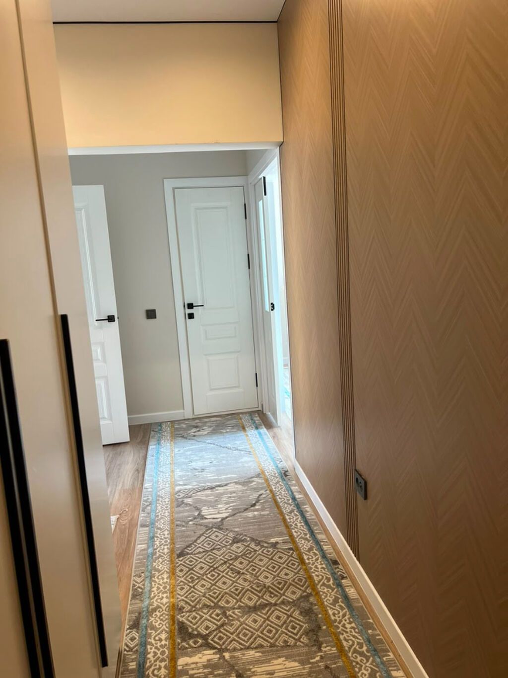2 комнаты, 67 м², ул. Горького / Алматинка Элитка, 2 этаж, Евроремонт: фото 2