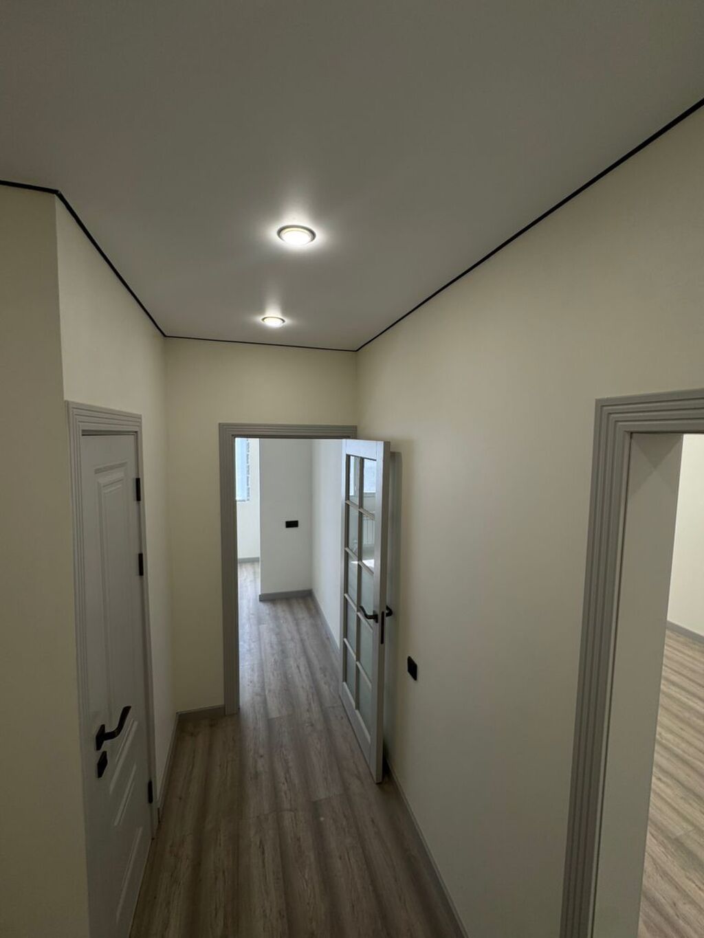 2 комнаты, 90 м², Киргизия 1 106 серия улучшенная, 8 этаж, Дизайнерский ремонт: фото 1