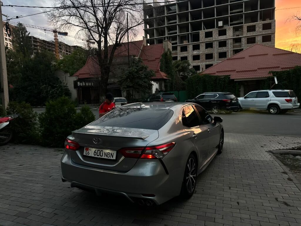 Toyota Camry: 2019 г., 2.5 л, Автомат, Бензин, Седан: фото 2