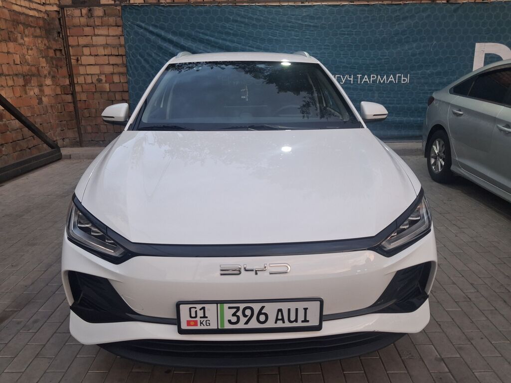 BYD E2: 2024 г., 0.1 л, Автомат, Электромобиль, Хэтчбэк: фото 1