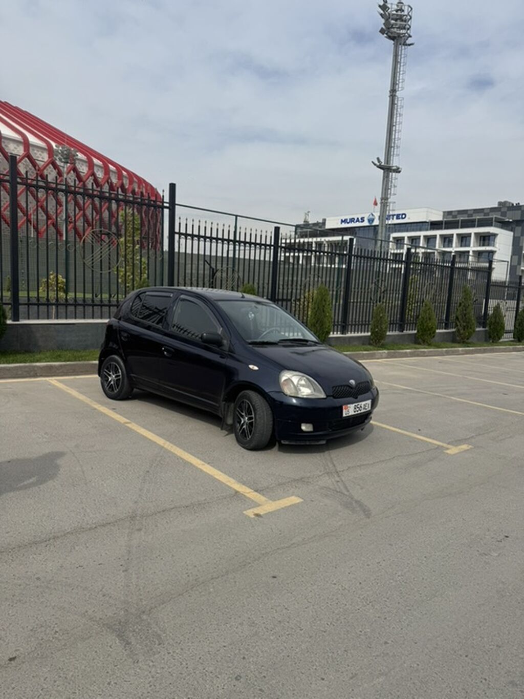 Toyota Yaris: 2002 г., 1 л, Механика, Бензин, Хэтчбэк: фото 2