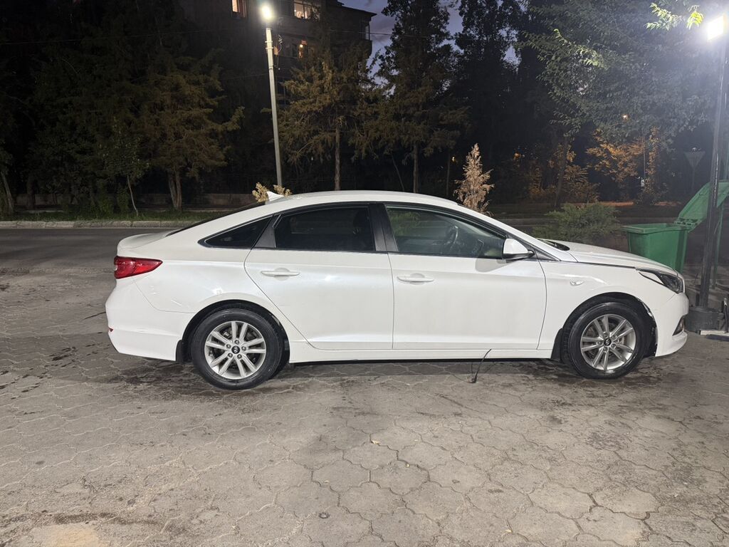 Hyundai Sonata: 2016 г., 2 л, Автомат, Газ, Седан: фото 4