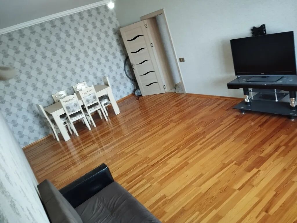 2 otaqlı, Yeni tikili, 68 kv. m