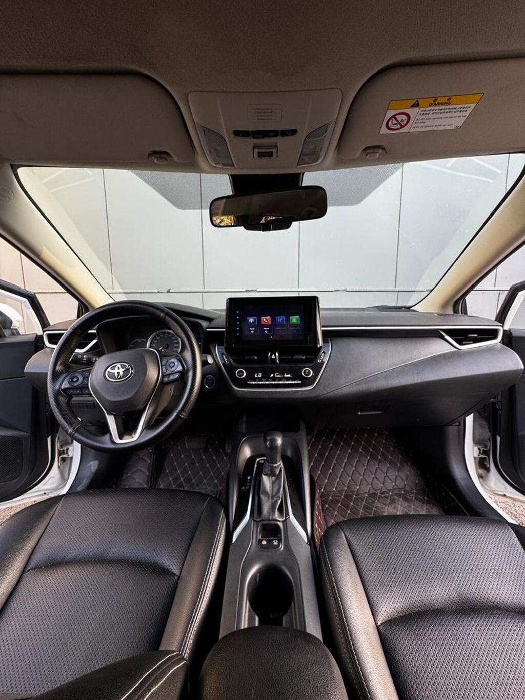 Toyota Corolla: 2021 г., 1.8 л, Вариатор, Гибрид, Седан: фото 6