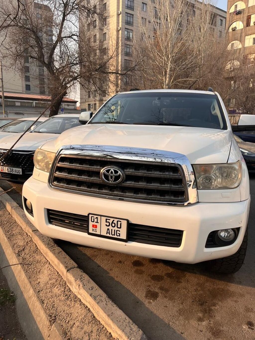 Toyota Sequoia: 2016 г., 5.7 л, Автомат, Бензин, Внедорожник: фото 5