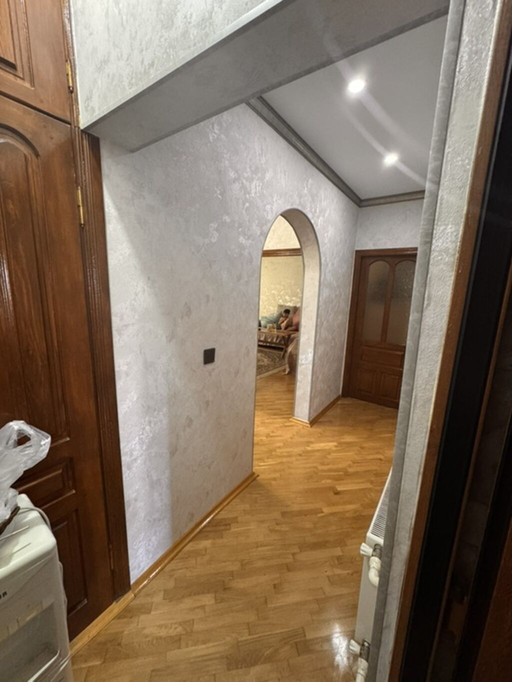 Sumqayıt, 3 otaqlı, Köhnə tikili, 69 kv. m