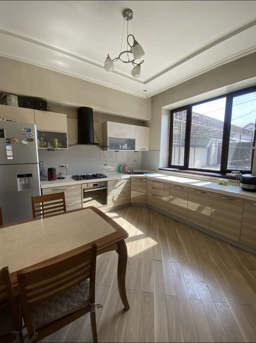 Сдается особняк, 210м2, Шукурова-пер. Ясенский Два этажа - 4 спальни: фото 5