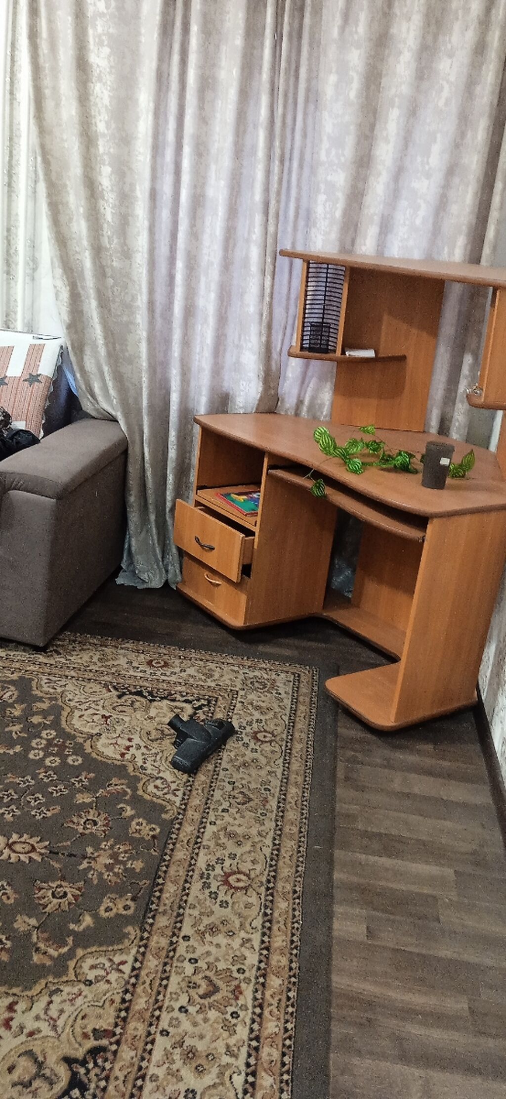 Сдаётся квартира с мебелировкой и базовой техникой. Планировка и: фото 3