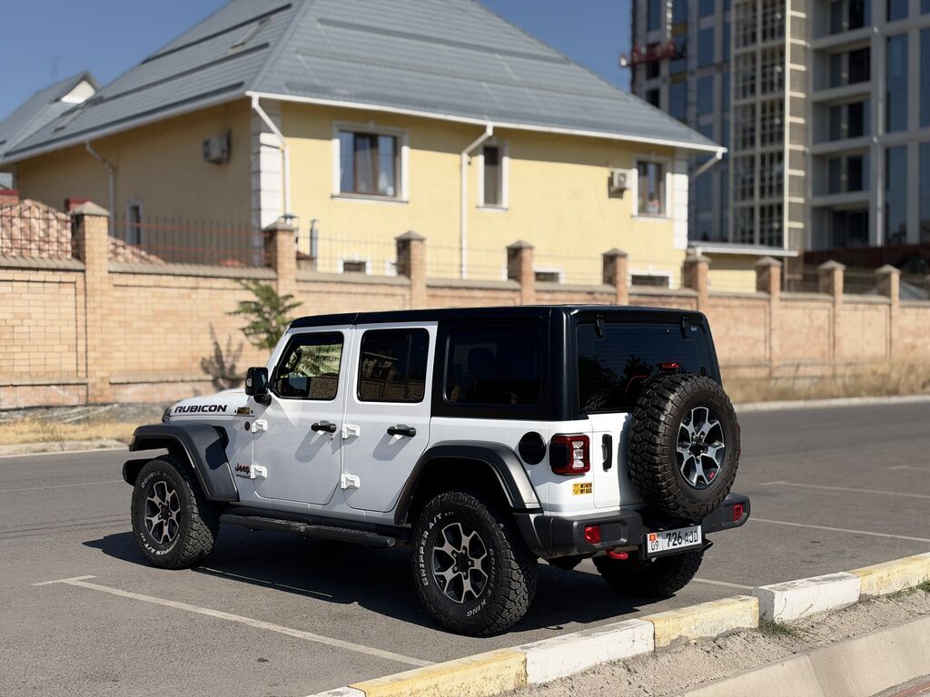 Jeep Wrangler: 2022 г., 2 л, Автомат, Бензин, Внедорожник: фото 4