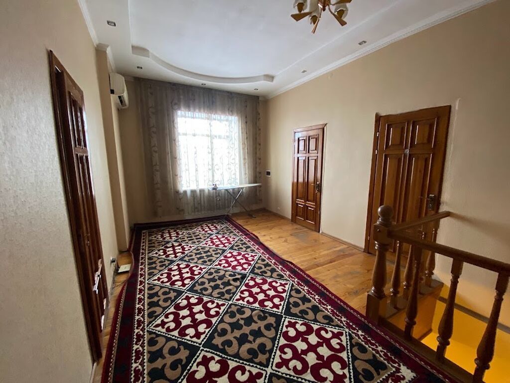 6 комнат и более, 320 м², 5 соток, Бишкек, Церковь Собственник: фото 2