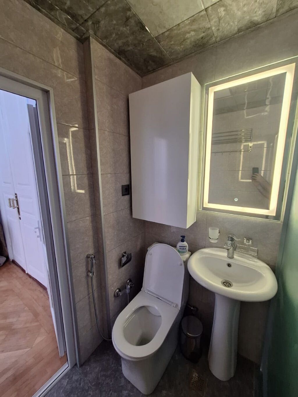 Bakı, 2 otaqlı, Köhnə tikili, 72 kv. m