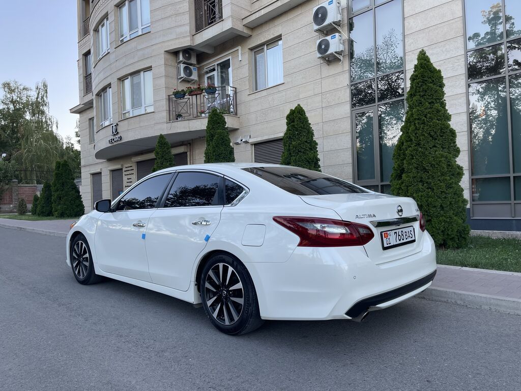Nissan Altima 2018 г., 2.5 л, вариатор, бензин: фото 4