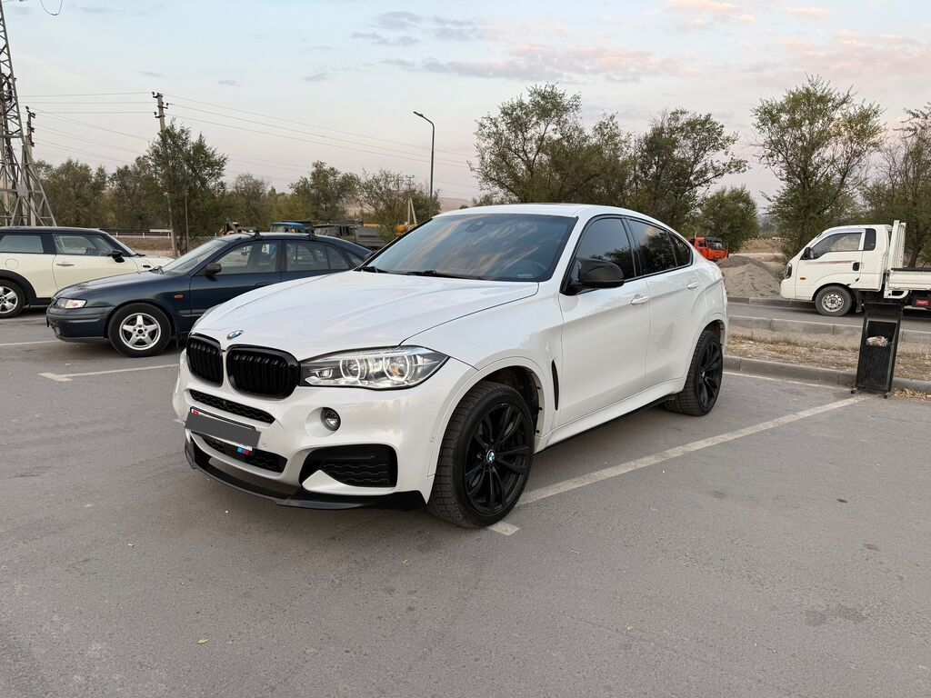 BMW X6: 2016 г., 3 л, Бензин, Кроссовер: фото 2