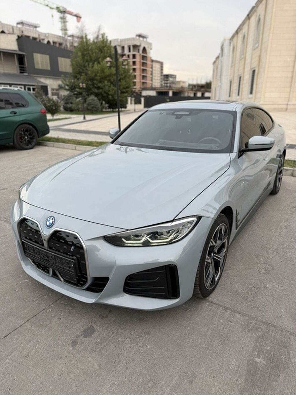 BMW i4: 2022 г., 4 л, Автомат, Электромобиль, Фастбек: фото 6