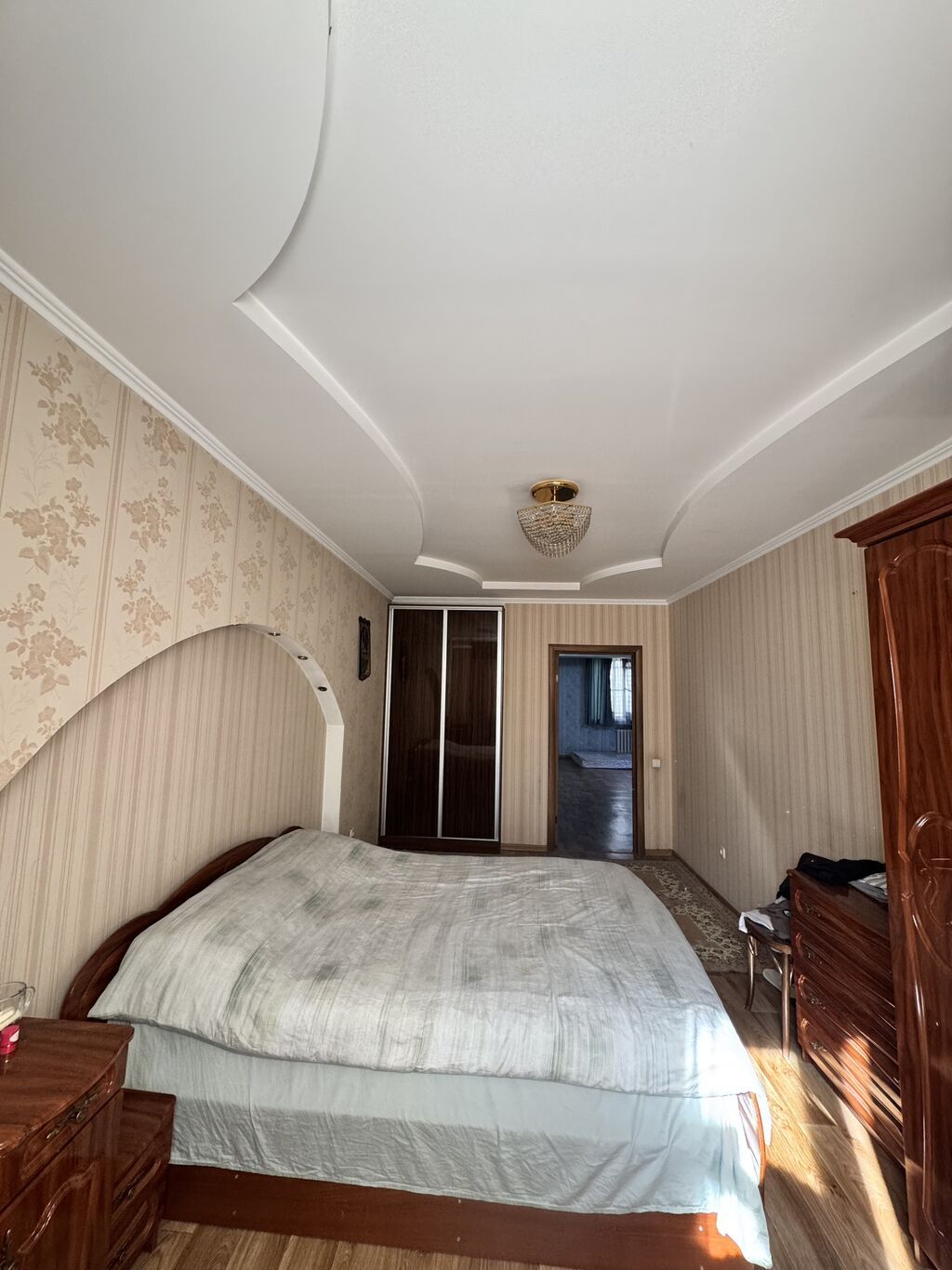 3 комнаты, 88 м², Элитка, 2 этаж, Старый ремонт: фото 8
