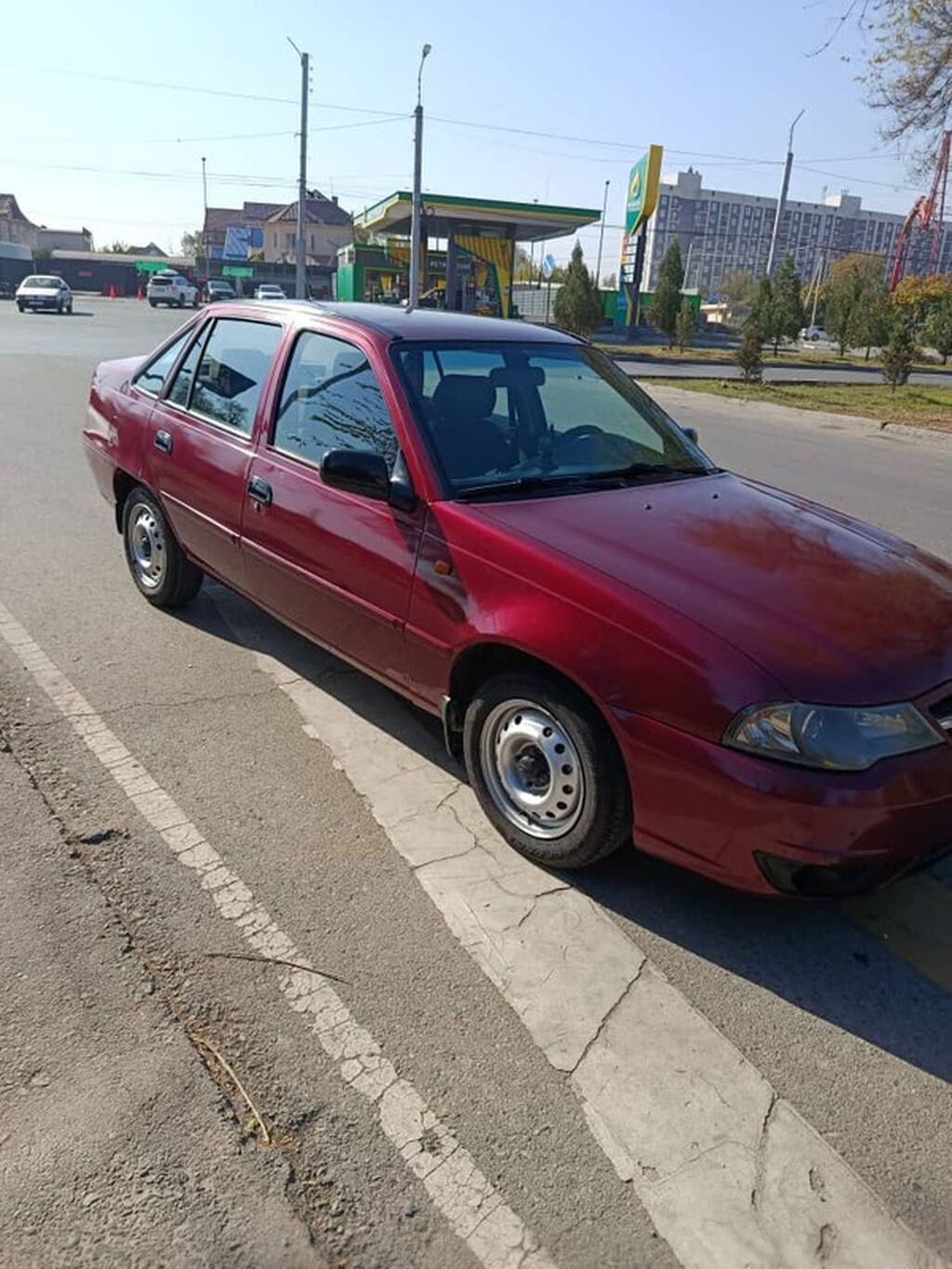 Daewoo Nexia: 2011 г., Механика, Седан: фото 3