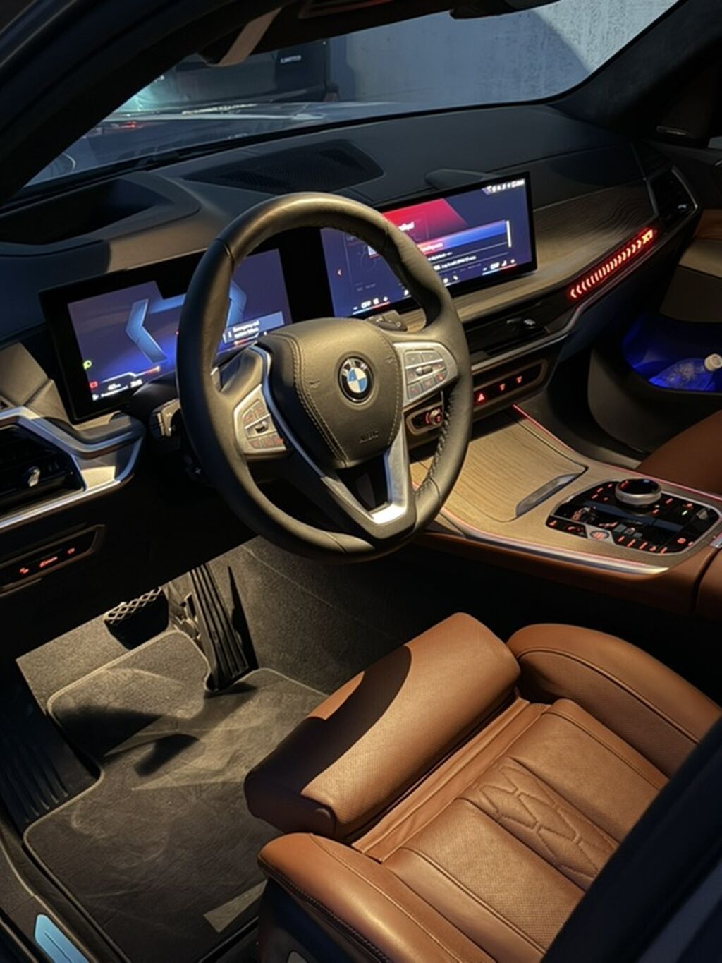 BMW X7: 2024 г., 3 л, Автомат, Дизель, Кроссовер: фото 8
