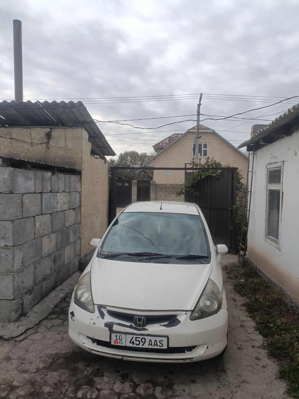 Honda Fit: 2001 г., Автомат, Бензин, Хэтчбэк: фото 3