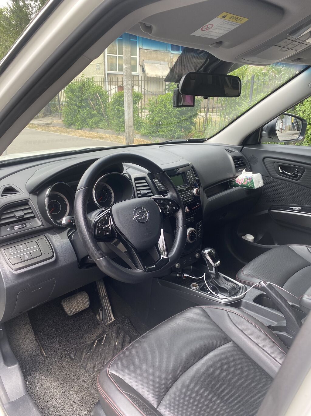 Ssangyong Tivoli: 2019 г., 1.6 л, Автомат, Дизель, Кроссовер: фото 3