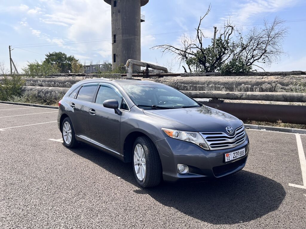 Toyota Venza: 2009 г., 2.7 л, Автомат, Бензин, Кроссовер: фото 2
