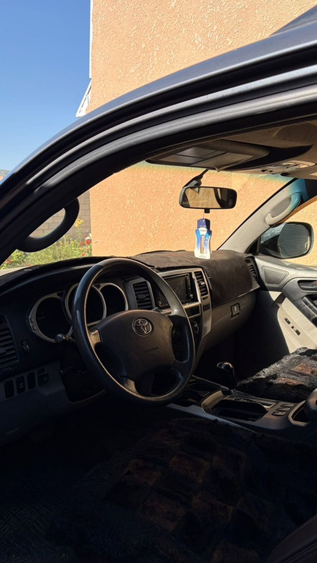 Toyota 4Runner: 2003 г., 4 л, Автомат, Газ, Внедорожник: фото 6